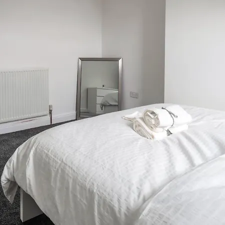 Spacious 4 Bed House In Birmingham, Suitable For Contractors Casa vacanze